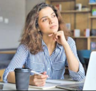 महिलांनी याेग्य विचारांची ताकद ओळखणे गरजेच